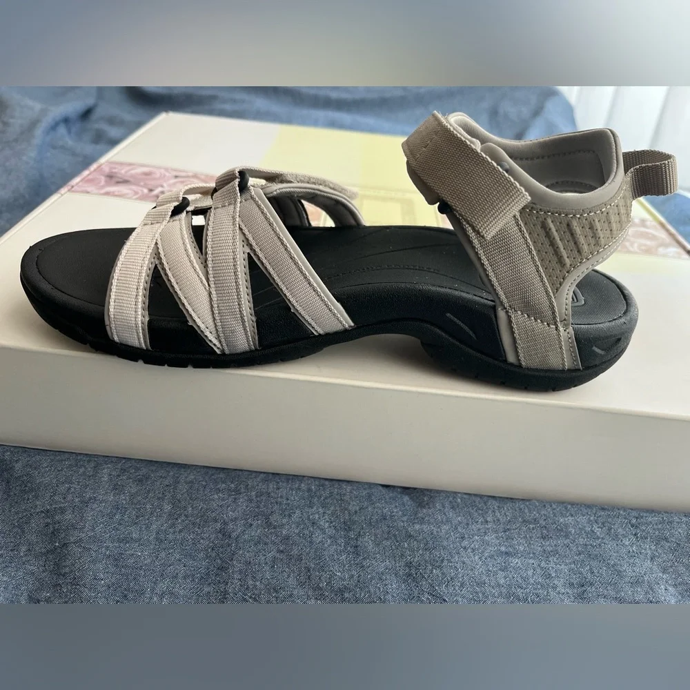 Brand New Teva Women's Tirra Sport Hiking Sandal, never worn!! So comfy! Sze 9❤️ - Picture 6 of 12